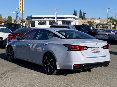 Used 2023 Nissan Altima 2.5 SR image 5