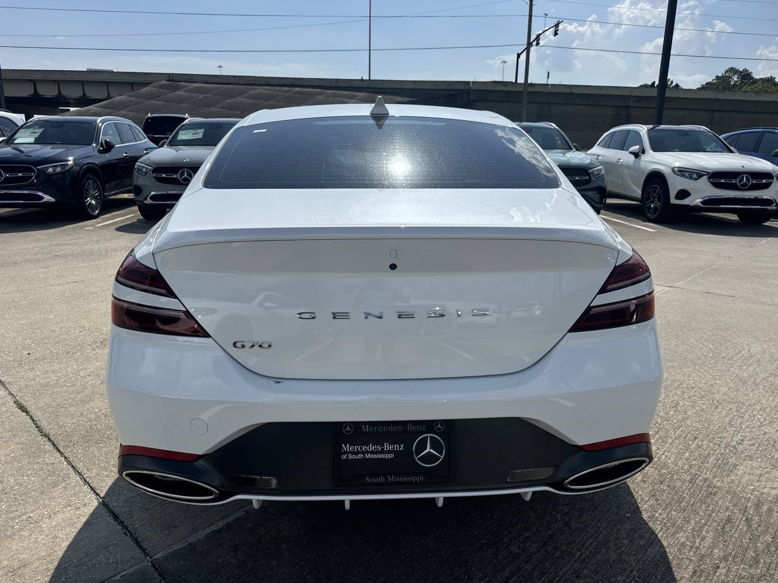 Used 2025 Genesis G70 2.5T RWD image 6