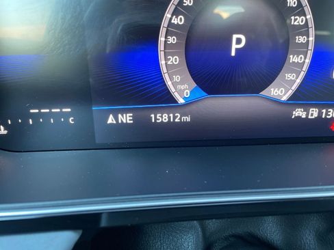 Used 2025 Volkswagen Jetta SE image 40