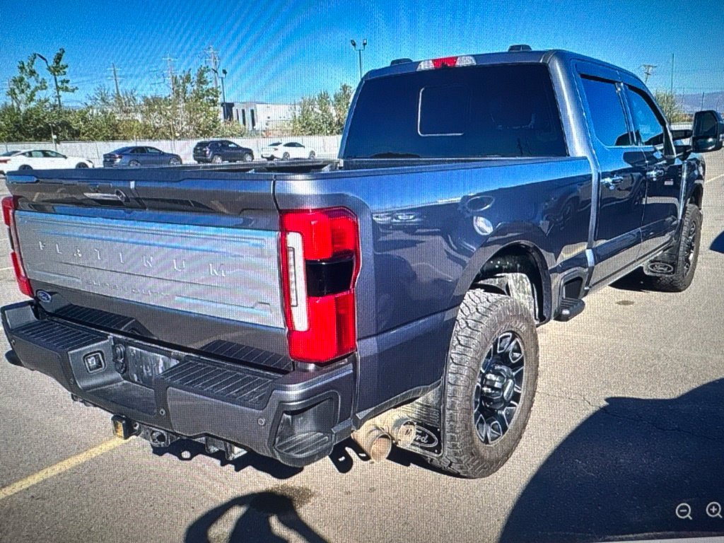 Used 2023 Ford F350 Platinum AWD/4WD image 4