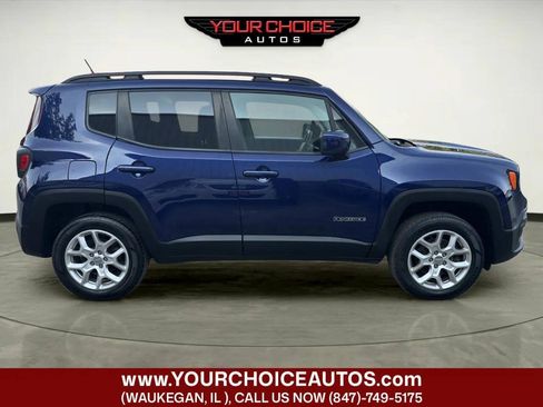 Used 2016 Jeep Renegade Latitude AWD/4WD image 6