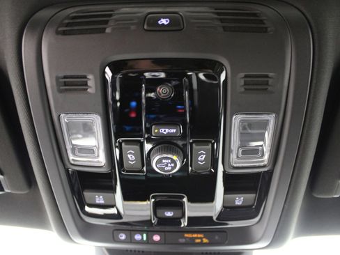 Certified 2025 Cadillac Escalade Sport w/ Touring Package image 29