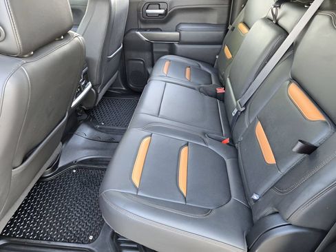 Used 2021 GMC Sierra 1500 AT4 w/ AT4 Premium Package AWD/4WD image 29