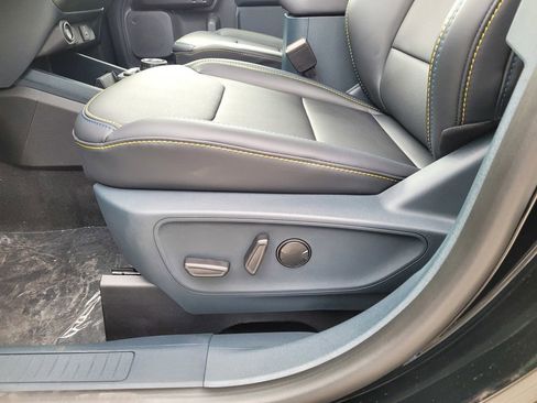 New 2026 Ford Maverick Lobo image 36