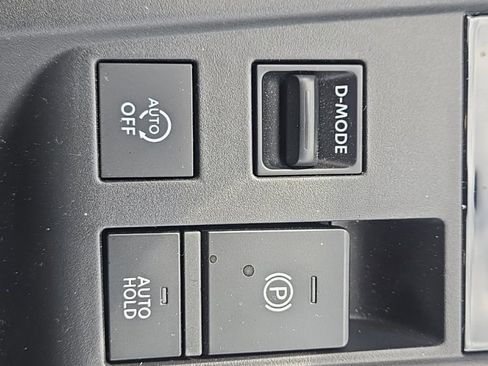 Used 2026 Nissan Sentra SR w/ SR Premium Package image 20