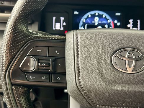 Used 2025 Toyota Tacoma SR w/ SR Upgrade Package image 18