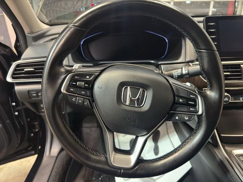 Used 2021 Honda Accord EX-L image 17