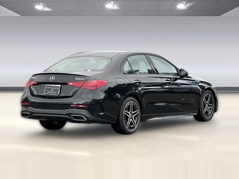Used 2025 Mercedes-Benz C 300 4MATIC Sedan image 9