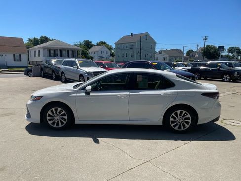 Used 2021 Toyota Camry LE w/ Cold Weather Package AWD/4WD image 9