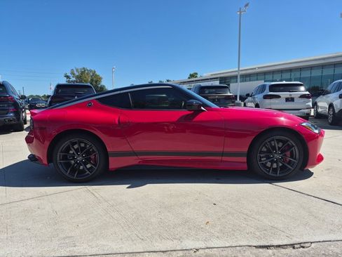 Used 2025 Nissan Z Performance w/ Floor Mat Package RWD image 4