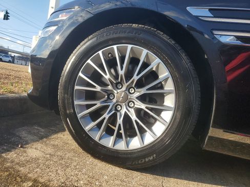 Used 2023 Genesis G80 2.5T image 7