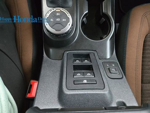 Used 2023 Ford Bronco Outer Banks image 28