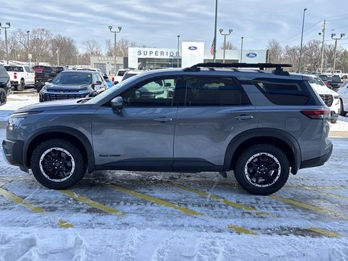 Used 2023 Nissan Pathfinder Rock Creek image 10