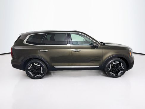 Used 2025 Kia Telluride S AWD/4WD image 10
