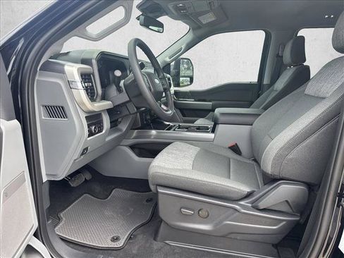 New 2026 Ford F250 XLT w/ XLT Premium Package AWD/4WD image 10