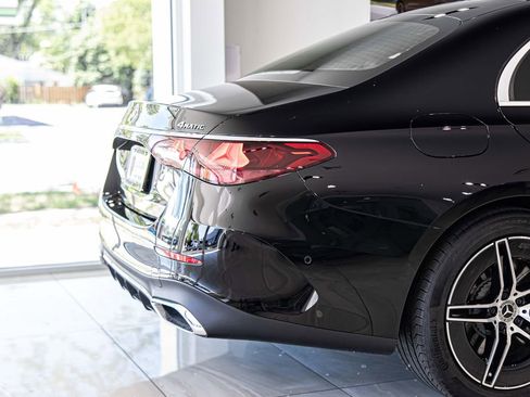 Used 2025 Mercedes-Benz E 450 4MATIC Sedan w/ Winter Package image 12