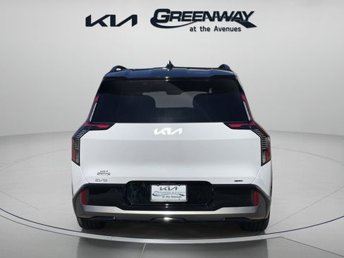 New 2026 Kia EV9 GT-Line image 3