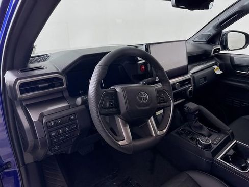 New 2025 Toyota Tacoma TRD Off-Road image 9