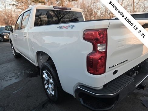 Used 2023 Chevrolet Silverado 1500 LT image 2