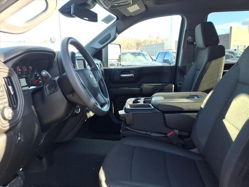 New 2026 Chevrolet Silverado 2500 Custom w/ Custom Value Package image 11