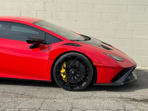 Used 2022 Lamborghini Huracan STO image 34