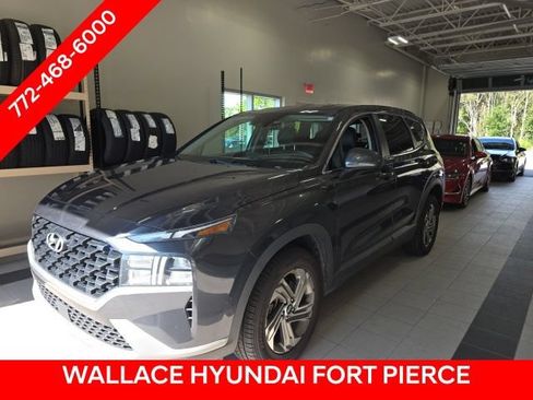 Used 2021 Hyundai Santa Fe SE FWD image 2