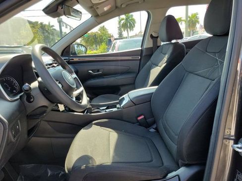 Certified 2023 Hyundai Tucson SE FWD image 11