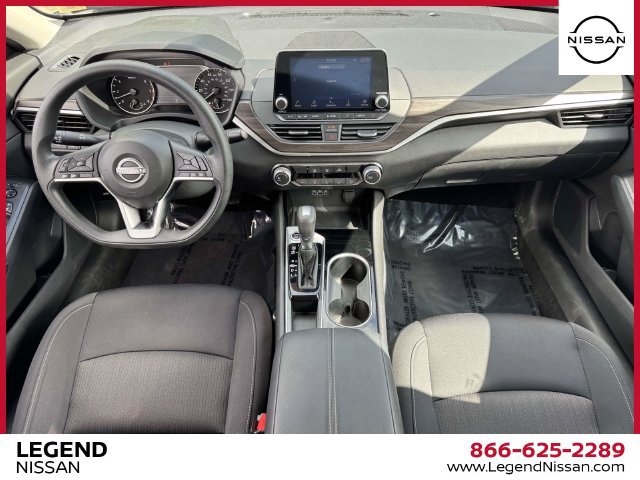 Certified 2024 Nissan Altima 2.5 SV FWD image 14