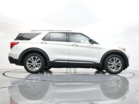 Used 2021 Ford Explorer Limited w/ Equipment Group 301A image 45