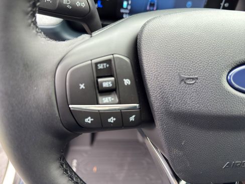 New 2025 Ford Maverick XLT w/ XLT Luxury Package image 19