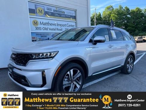 Used 2023 Kia Sorento EX AWD/4WD image 1