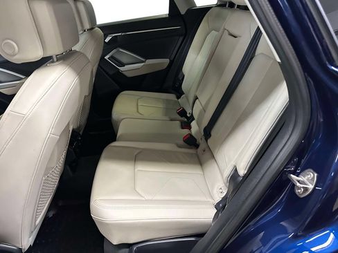 Used 2023 Audi Q3 2.0T Premium w/ Convenience Package AWD/4WD image 20