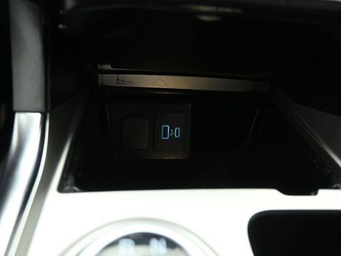 Certified 2021 Ford Explorer XLT image 17