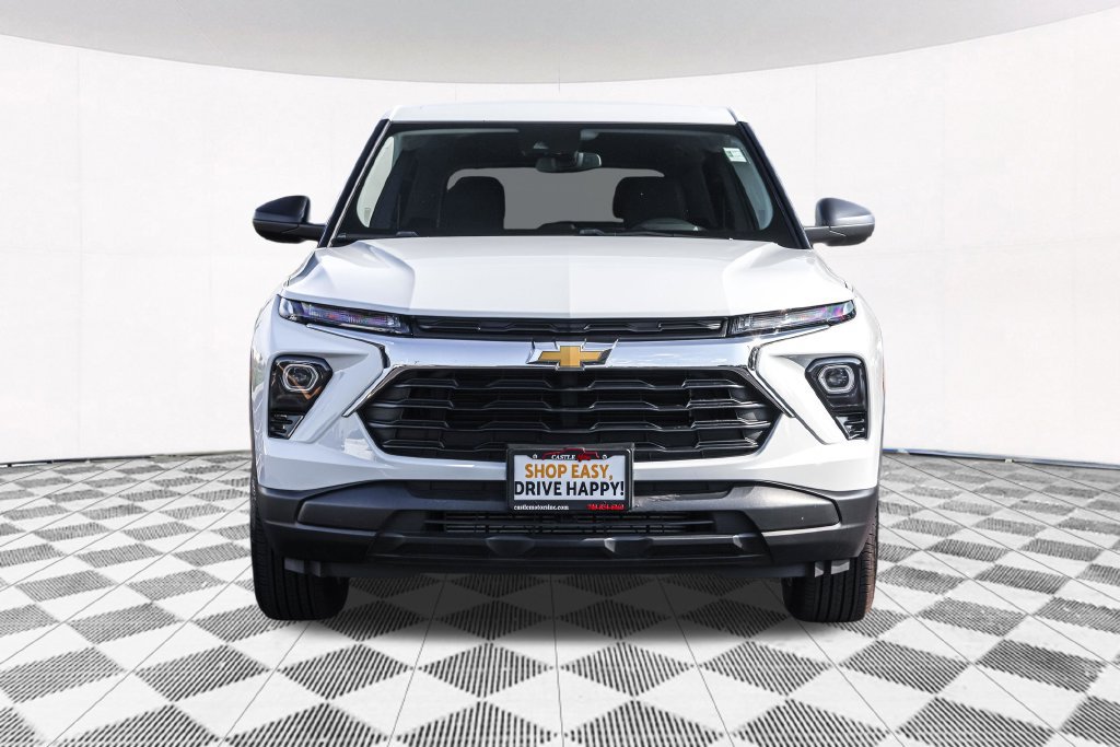 Used 2025 Chevrolet TrailBlazer LS w/ LS Convenience Package AWD/4WD image 8