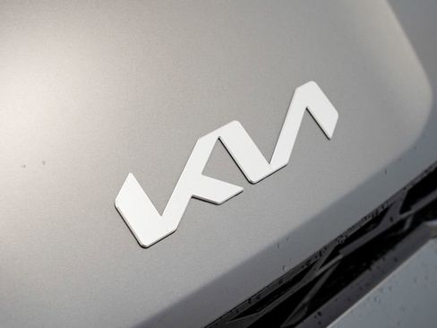 New 2026 Kia K5 GT-Line image 3