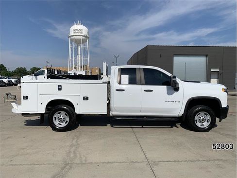 Used 2022 Chevrolet Silverado 2500 W/T w/ WT Convenience Package AWD/4WD image 5