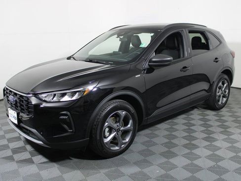 Certified 2025 Ford Escape ST-Line image 4