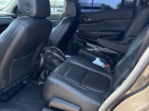 Used 2019 GMC Acadia SLT image 7