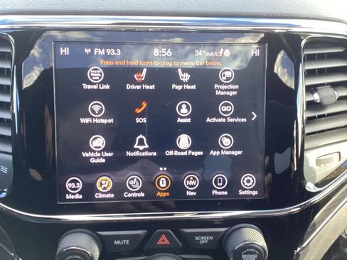 Used 2020 Jeep Grand Cherokee Limited image 22