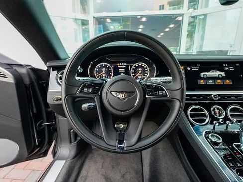 Used 2020 Bentley Continental GT V8 image 63