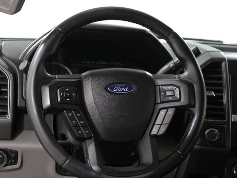 Used 2017 Ford F150 XLT w/ Equipment Group 302A Luxury image 8