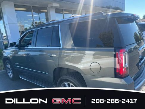 Used 2017 GMC Yukon Denali w/ Open Road Package AWD/4WD image 4