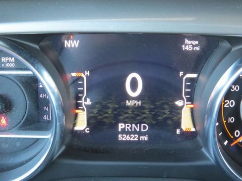 Used 2022 Jeep Wrangler Unlimited Sahara AWD/4WD image 20