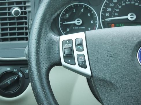 Used 2008 Saab 9-3 2.0T w/ Moonroof Package FWD image 21