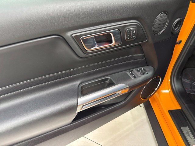 Used 2019 Ford Mustang GT Premium w/ GT Performance Package RWD image 9