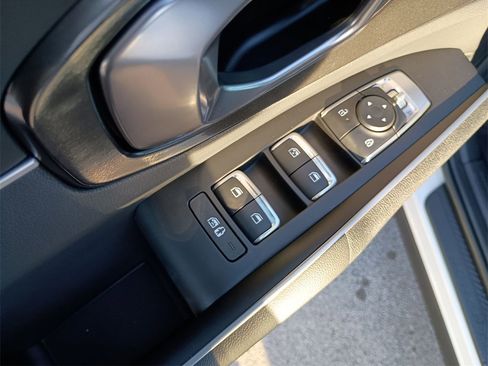 New 2026 Kia Sorento S w/ S Panoramic Sunroof Package image 19