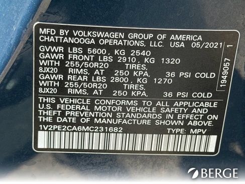 Used 2021 Volkswagen Atlas Cross Sport SE w/ Panoramic Sunroof Package FWD image 34