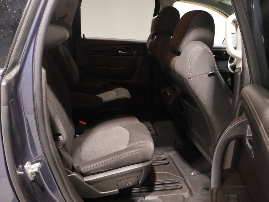 Used 2014 Chevrolet Traverse LT AWD/4WD image 22