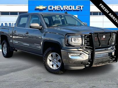 Used 2017 GMC Sierra 1500 SLE w/ SLE Value Package
