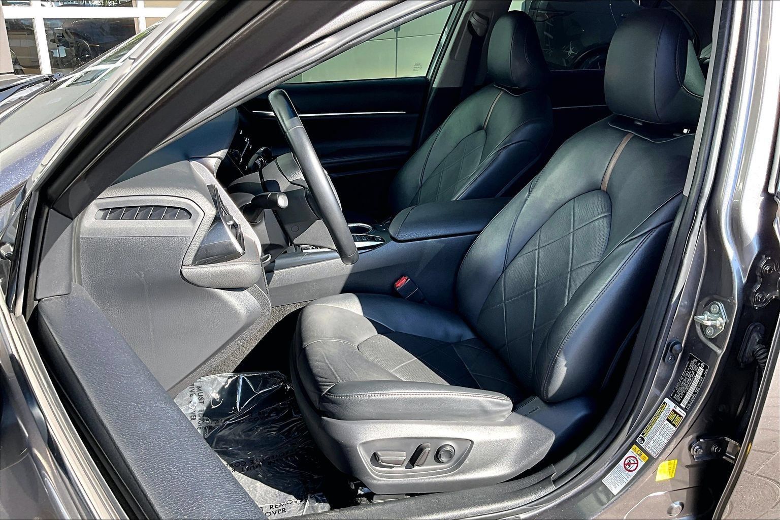 Used 2019 Toyota Camry XLE w/ Driver Assist Package FWD image 24